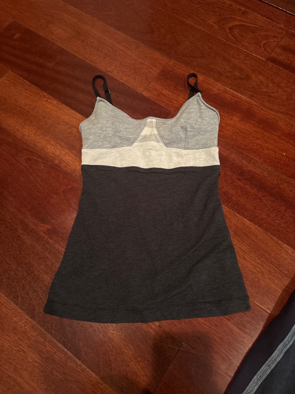 lululemon athletica Black and Gray Tank Top and Cropped Leggings Set - Picture 2 of 7